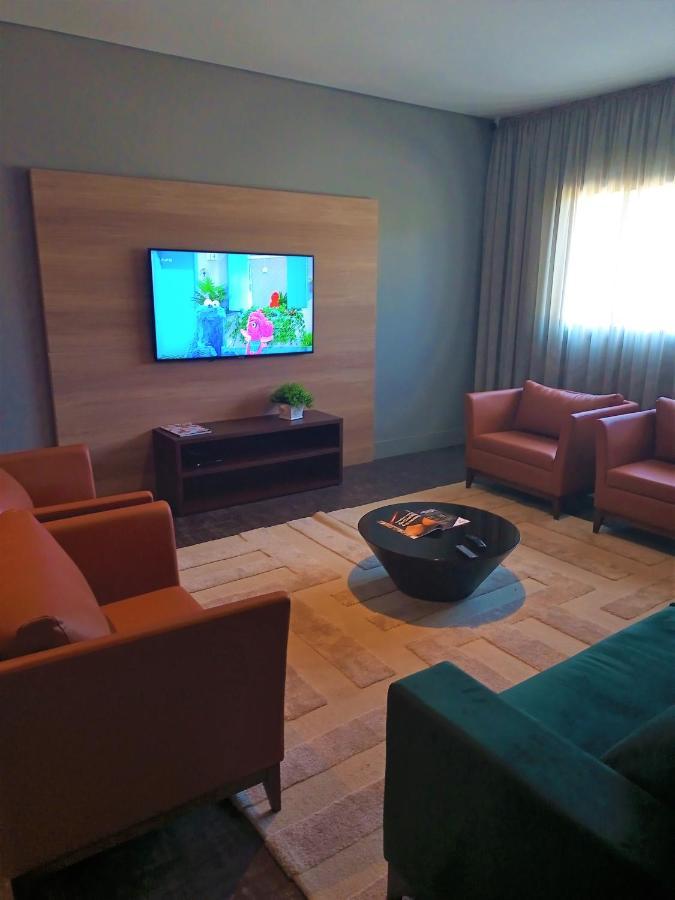 Hotelog Campina Grande do Sul Luaran gambar